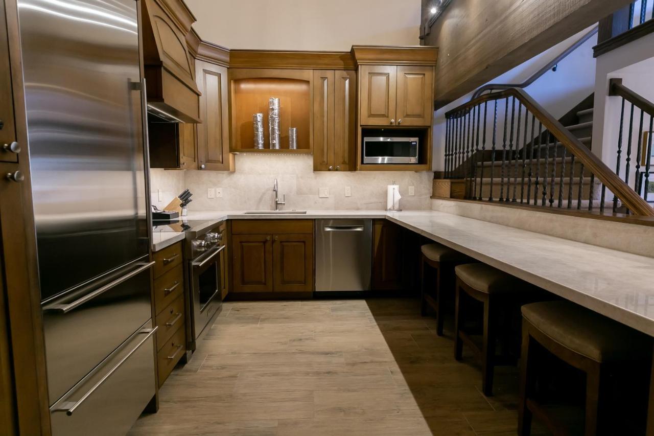 Sultan Two Bedroom Loft Suite With Majestic Mountain Views Condo Парк Сити Екстериор снимка